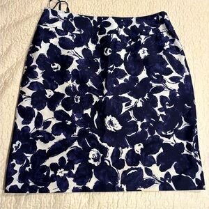 Jones New York Stretchy Floral Print Pencil Skirt